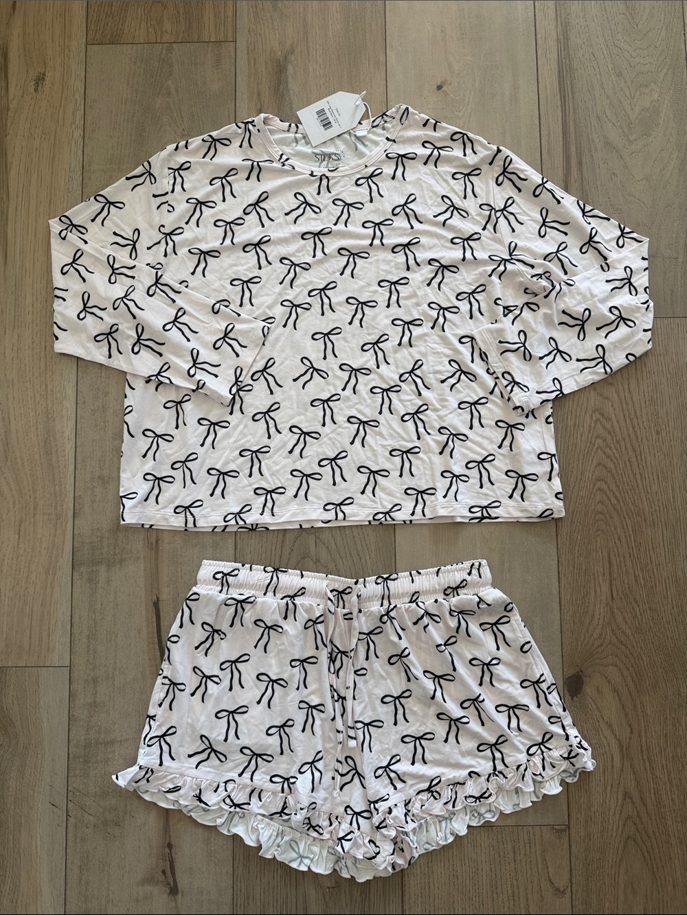 Girls Bow-Print Pajama Set - Long Sleeve Top & Ruffle Shorts